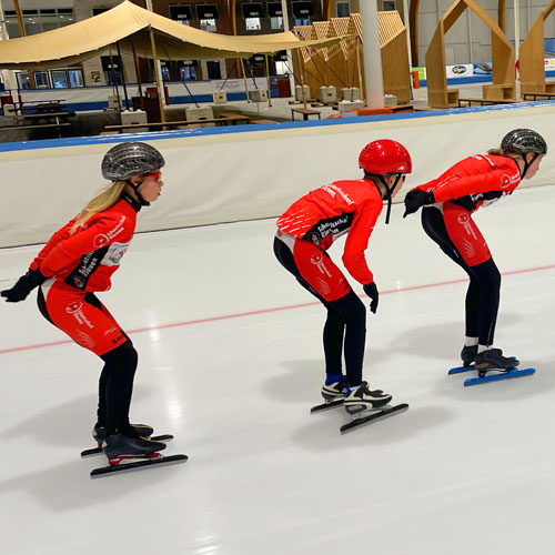 Schaatsles-Schaatstraining-Friesland-Elfstedenhal-Leeuwarden-Schaatsschool-Eleven-Inschrijven-2024-2025